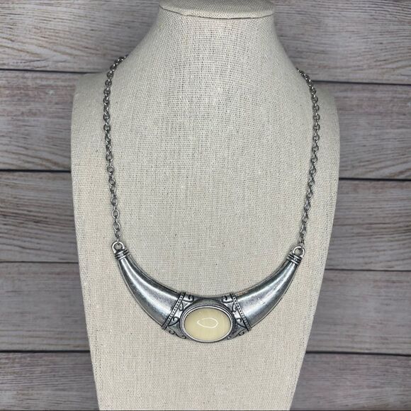 ZAD Necklace  - Picture 1 of 5